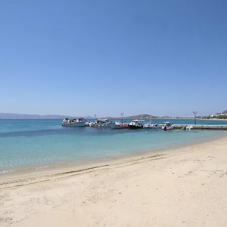 Stamatis' Place Apartment Maragkas